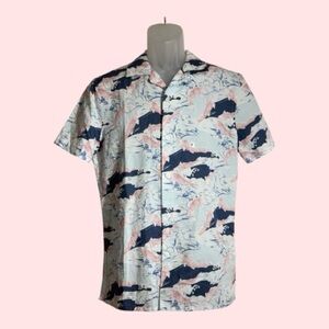 Express Men’s Koi Fish Blue Pink Print Short Sleeve Button Down NWOT Size S